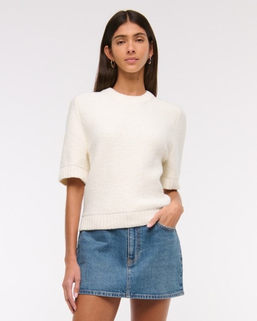 Abercrombie Cream Short Sleeve Crewneck Sweater Tee XS